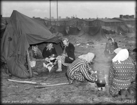 The Zigeunerlager (Gypsy Camp) with Kitchen B(1), Gemüsekeller and Blocks 9, 10 and 11