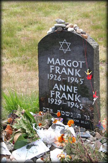 Grave Image